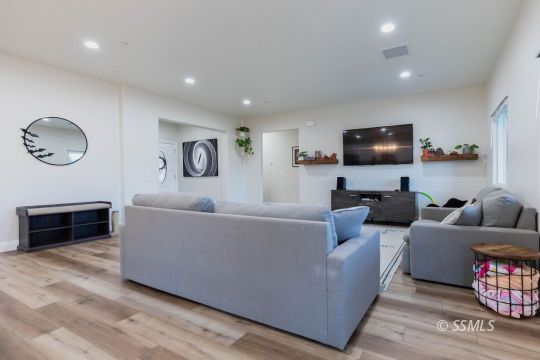 1033 Ocean Avenue Ridgecrest, CA 93555 - Photo 10 of 32