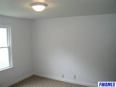 2011 Lower Huntington Road Fort Wayne, IN 46819 - Photo 7 of 11