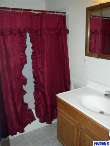 2011 Lower Huntington Road Fort Wayne, IN 46819 - Photo 8 of 11
