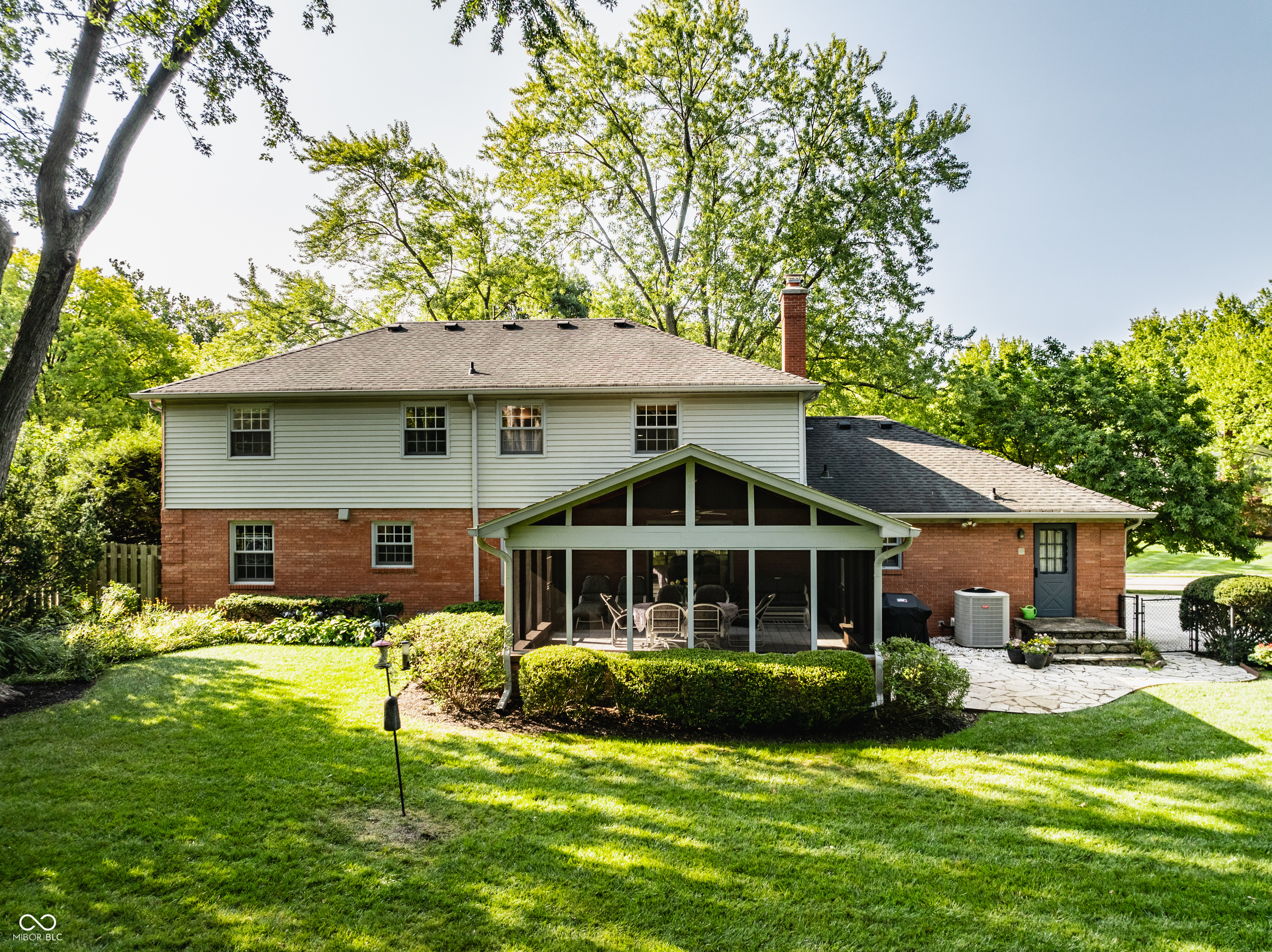 1210 Chessington Road Indianapolis, IN 46260 - Photo 40 of 42 Gallery Image 40
