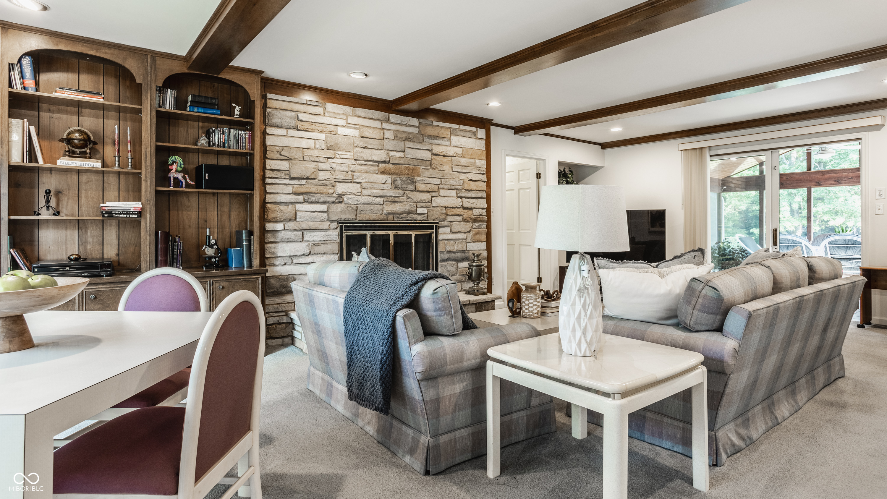 1210 Chessington Road Indianapolis, IN 46260 - Photo 6 of 42 Gallery Image 6