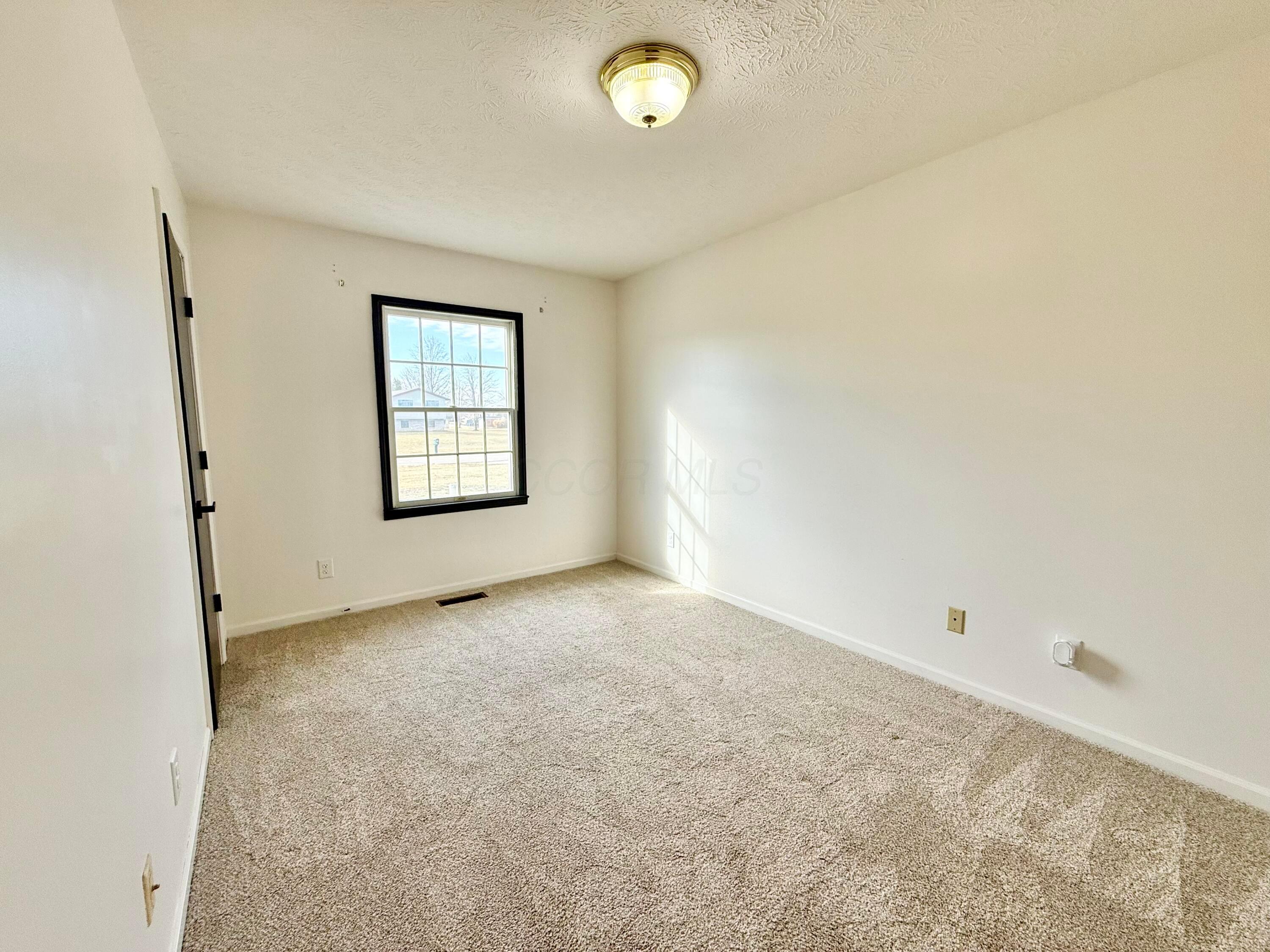 3460 Hanson Road Springfield, OH 45504 - Photo 23 of 47 IMG_5154