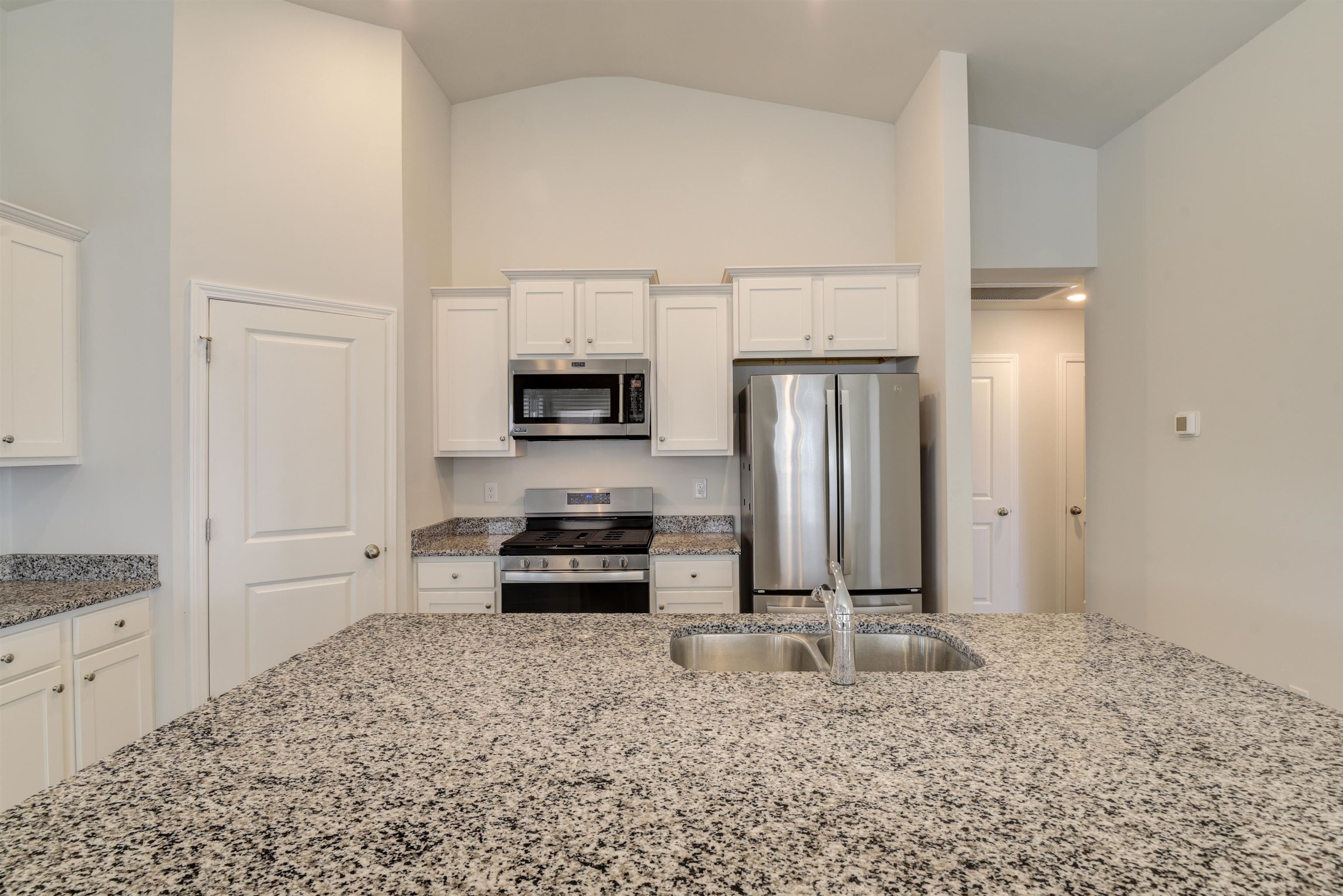 375 Logan Street Little River, SC 29566 - Photo 10 of 43