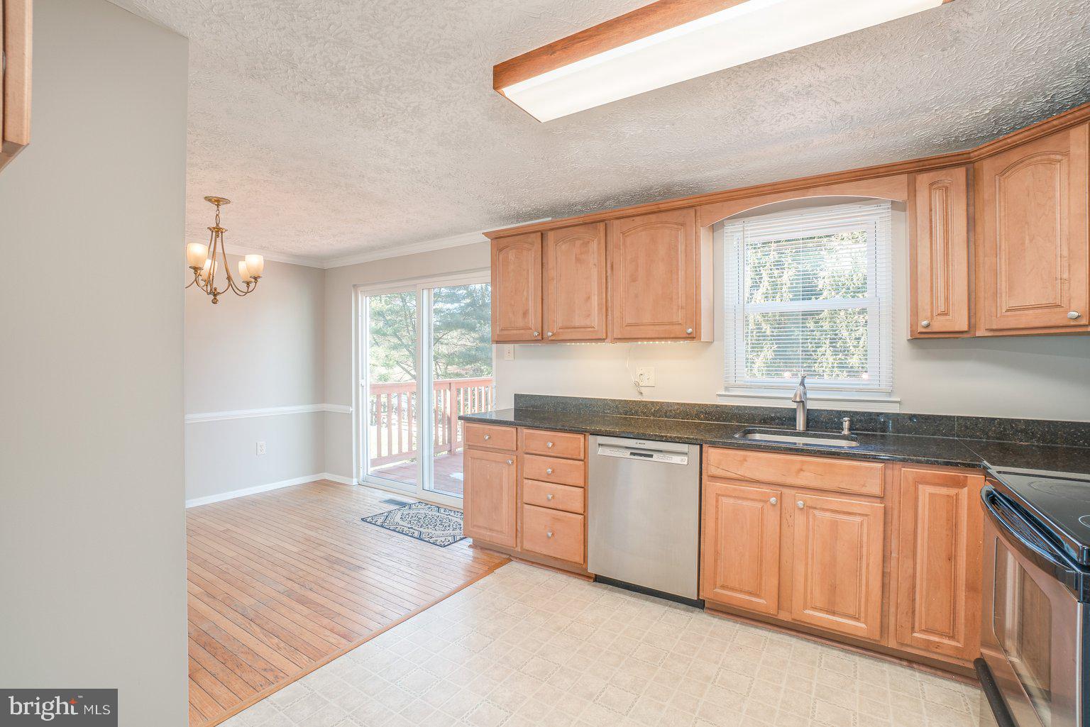 32 Anderson Ridge Road Baltimore, MD 21228 - Photo 17 of 40 Gallery Image 17