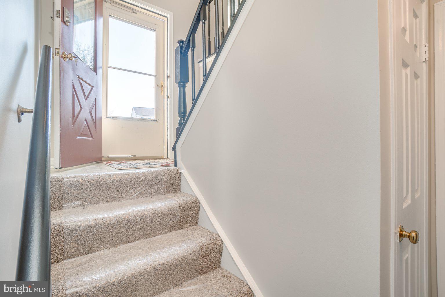 32 Anderson Ridge Road Baltimore, MD 21228 - Photo 4 of 40 Gallery Image 4