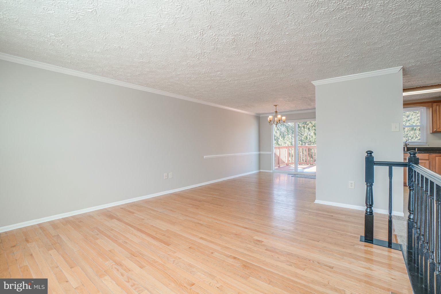 32 Anderson Ridge Road Baltimore, MD 21228 - Photo 8 of 40 Gallery Image 8