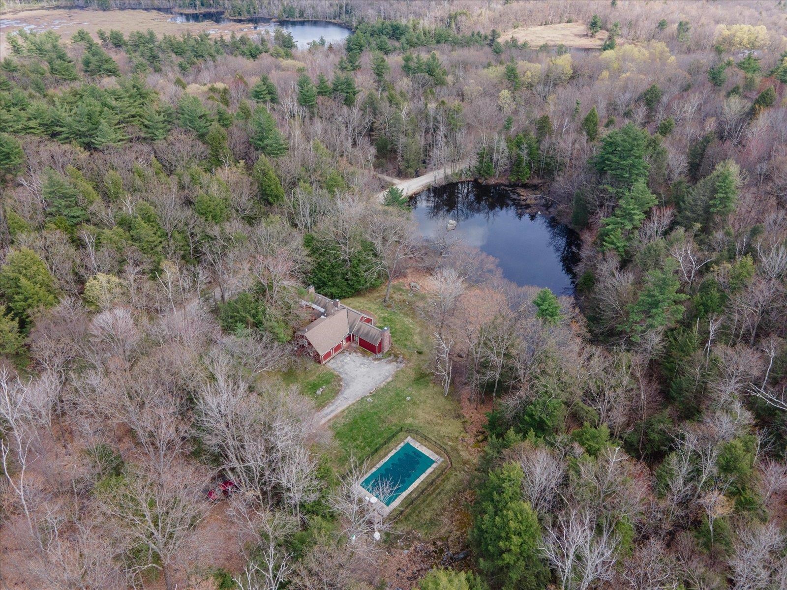 82 Parsons Road Dublin, NH 03444 - Photo 3 of 34