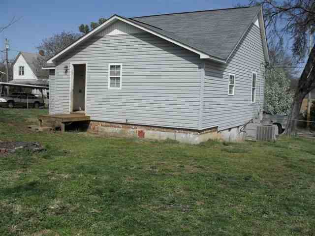 120 Hampton Street Pelzer, SC 29669 - Photo 2 of 2