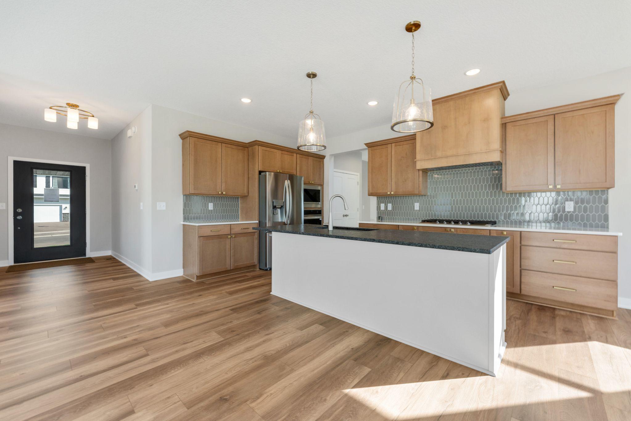 7660 Waverly Avenue Shakopee, MN 55379 - Photo 12 of 36