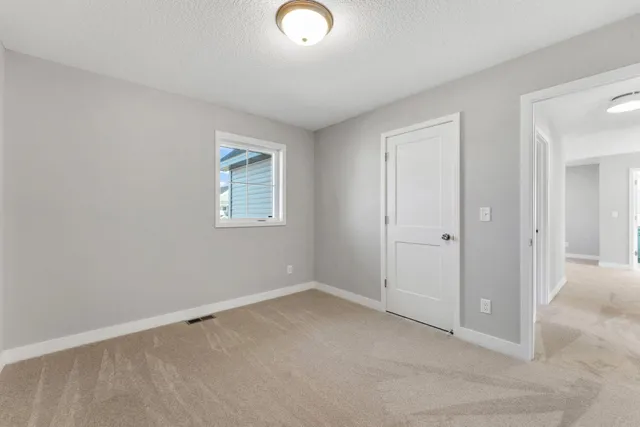 $750,000 | 7660 Waverly Avenue, Shakopee, MN 55379