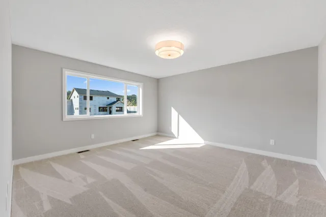 $750,000 | 7660 Waverly Avenue, Shakopee, MN 55379