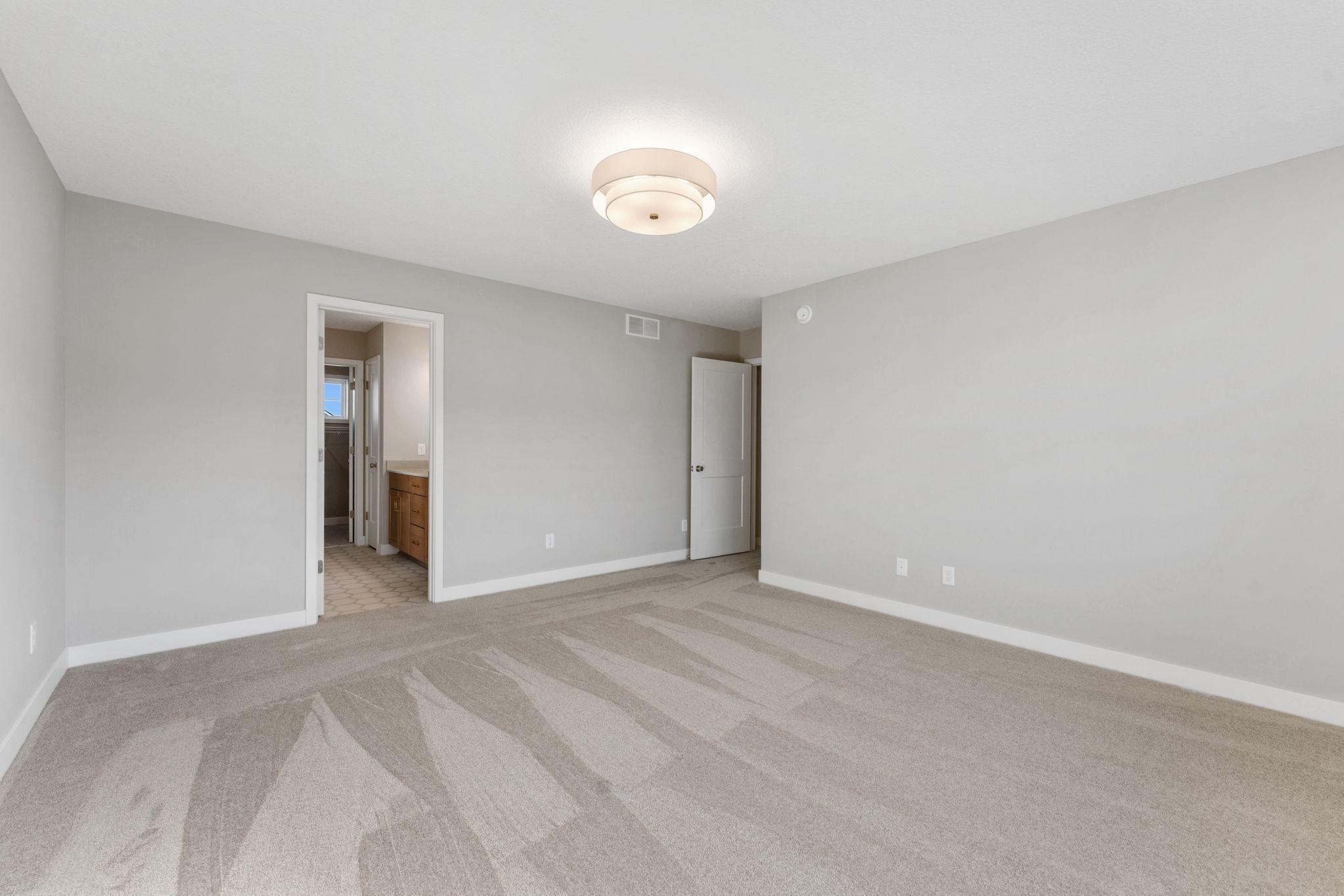 7660 Waverly Avenue Shakopee, MN 55379 - Photo 33 of 36