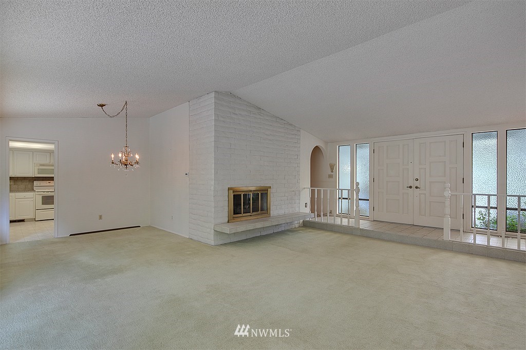 14601 Southeast 173rd Street Renton, WA 98058 - Photo 9 of 21 Gallery Image 9