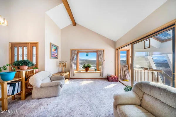 $950,000 | 4500 Gcr 222, Kremmling, CO 80459