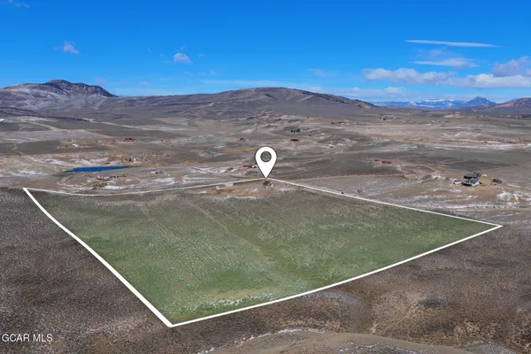 $950,000 | 4500 Gcr 222, Kremmling, CO 80459