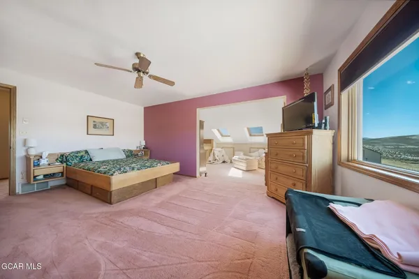 $950,000 | 4500 Gcr 222, Kremmling, CO 80459