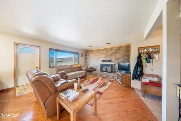 $950,000 | 4500 Gcr 222, Kremmling, CO 80459