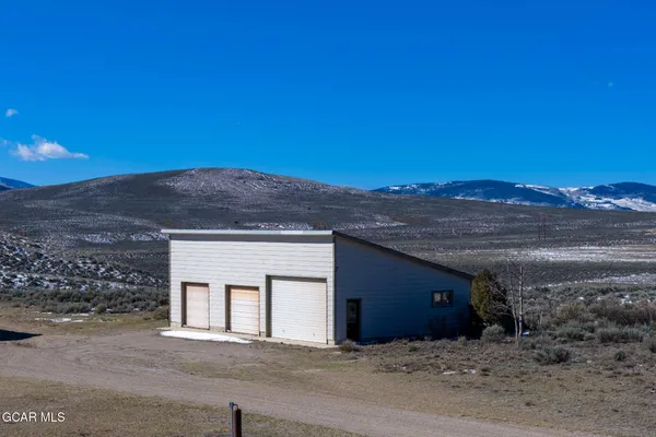 $950,000 | 4500 Gcr 222, Kremmling, CO 80459