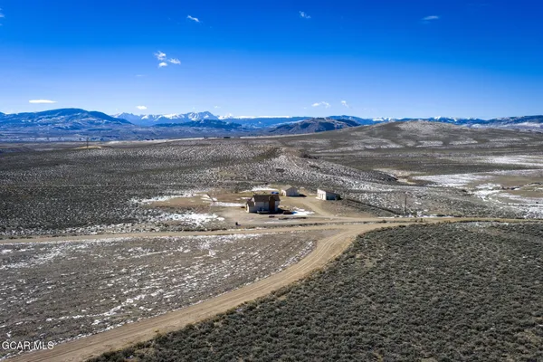 $950,000 | 4500 Gcr 222, Kremmling, CO 80459