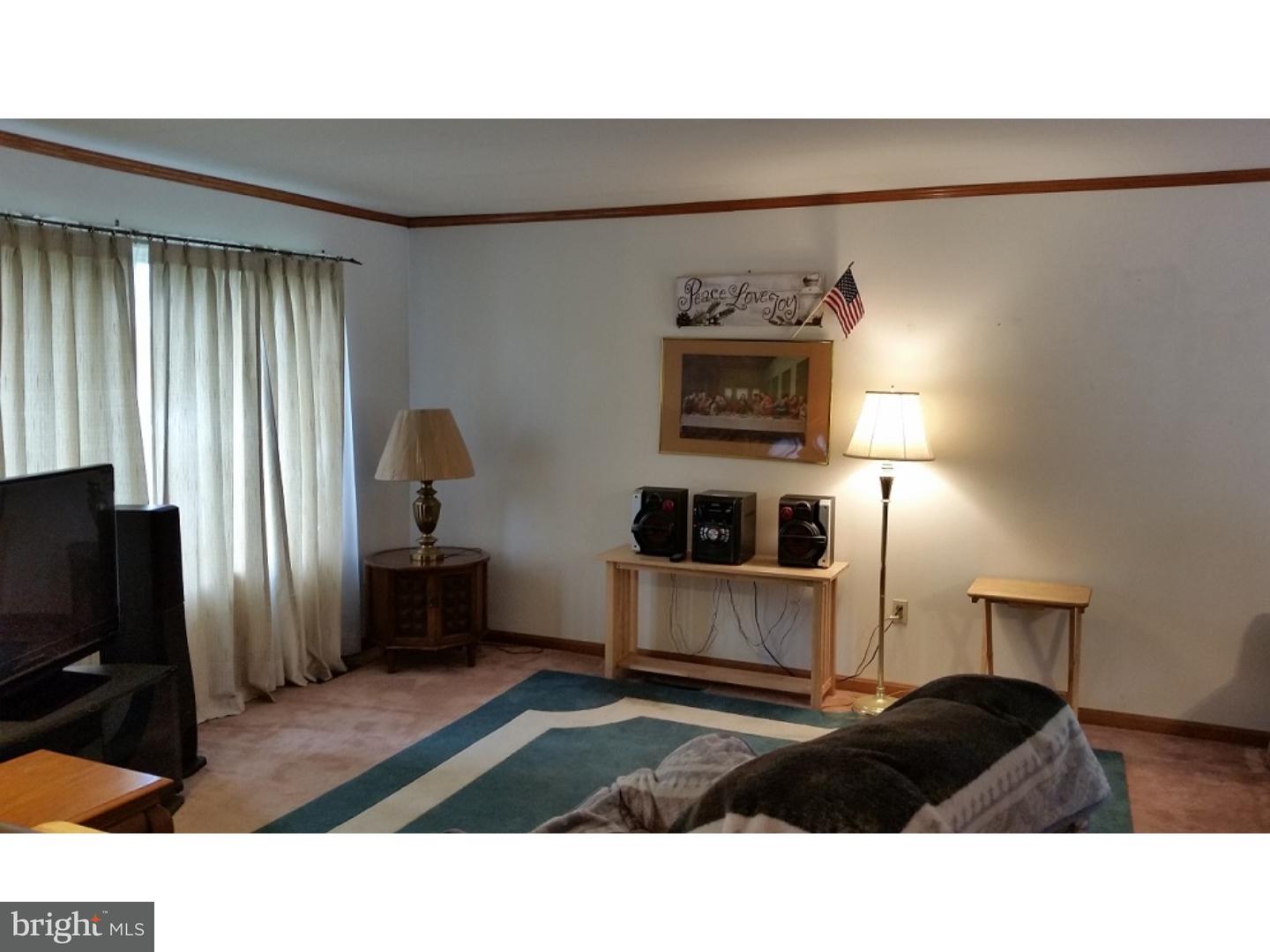 58 Sawmill Road Reading, PA 19608 - Photo 4 of 25