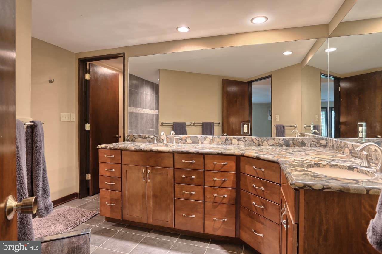 99 Laurel Ridge Road Hershey, PA 17033 - Photo 14 of 25