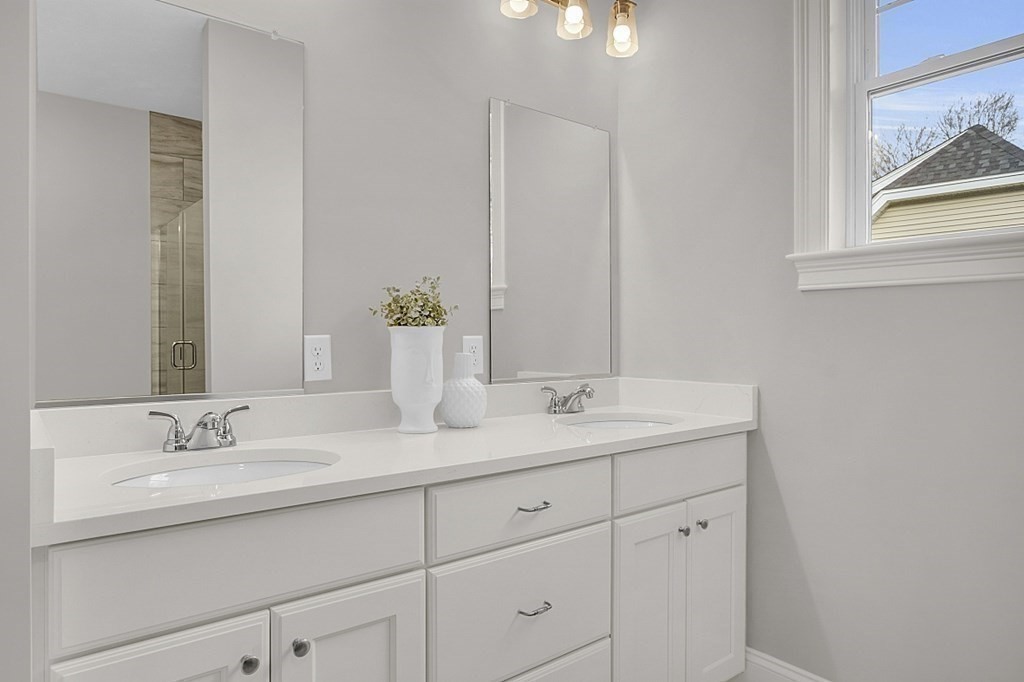 11 Shoemaker Lane, Unit 5 Upton, MA 01568 - Photo 19 of 28 Gallery Image 19