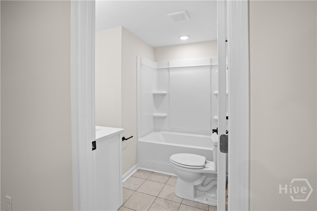 104 Smith Avenue Savannah, GA 31408 - Photo 12 of 15