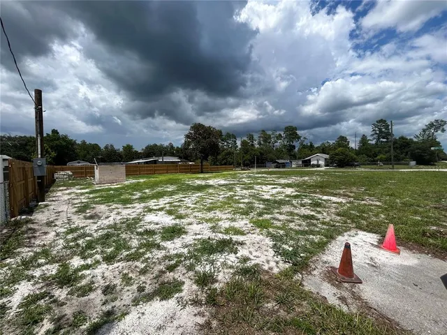 $61,000 | 28245 Bougainvillea Avenue, Paisley, FL 32767