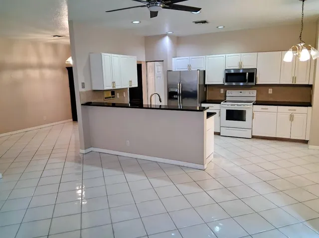 $3,300 | 6864 Torch Key Street, Lake Worth, FL 33467