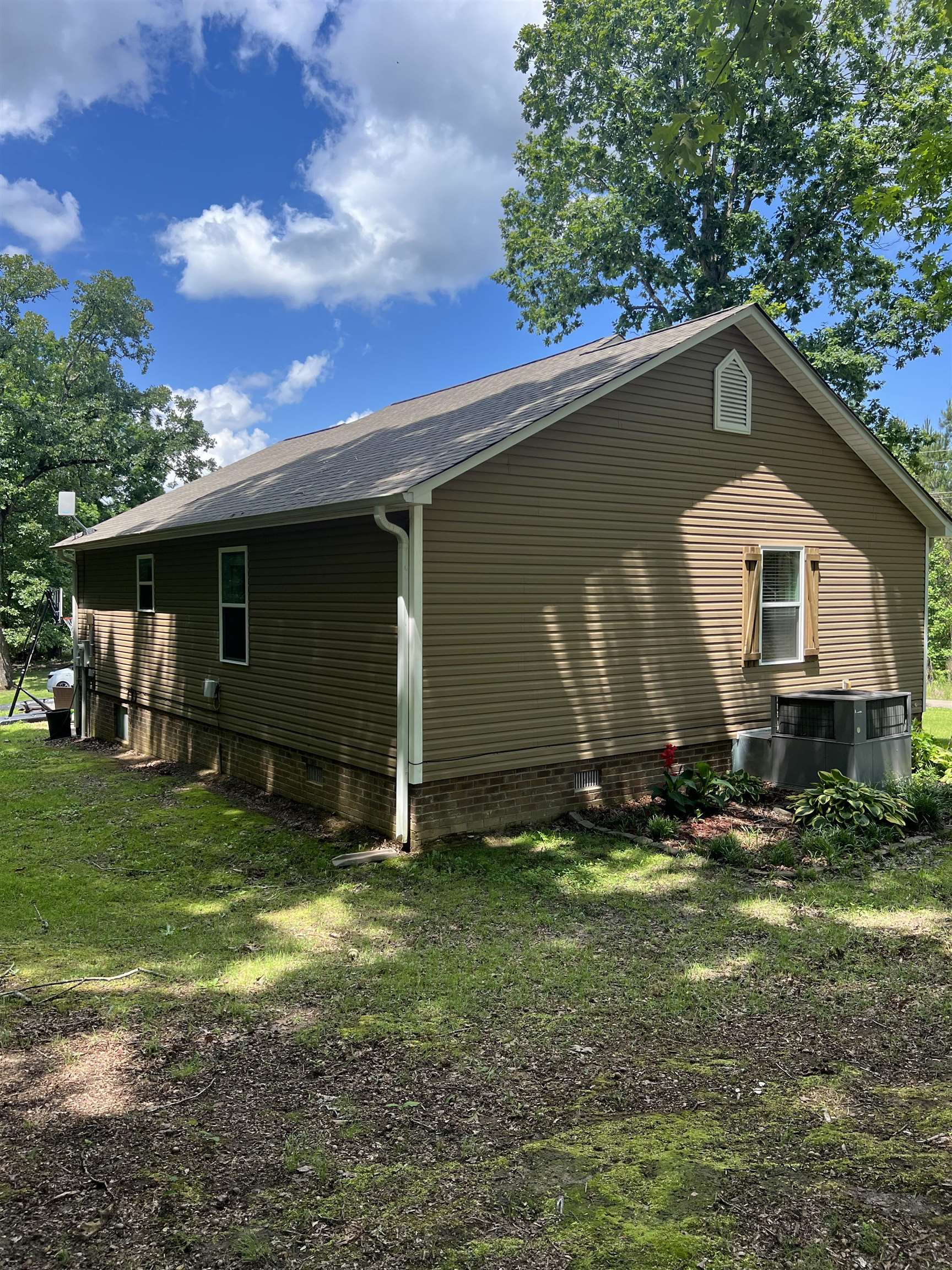 211 Plunk Road Bethel Springs, TN 38315 - Photo 4 of 17 Gallery Image 4
