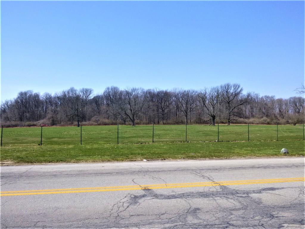 4061 Clarendon Road Indianapolis, IN 46208 - Photo 3 of 11 Gallery Image 3
