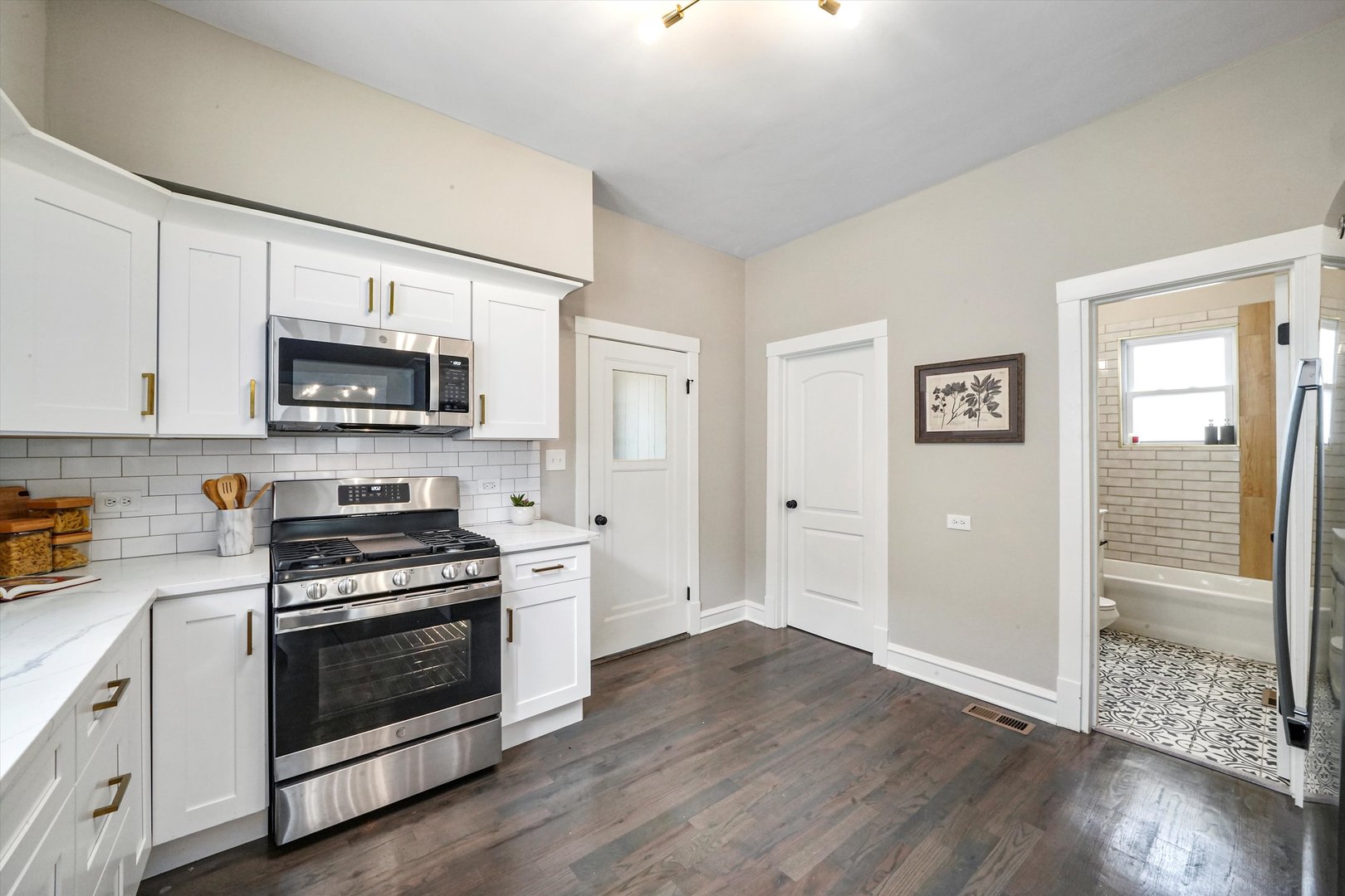 12944 South Commercial Avenue Chicago, IL 60633 - Photo 12 of 28