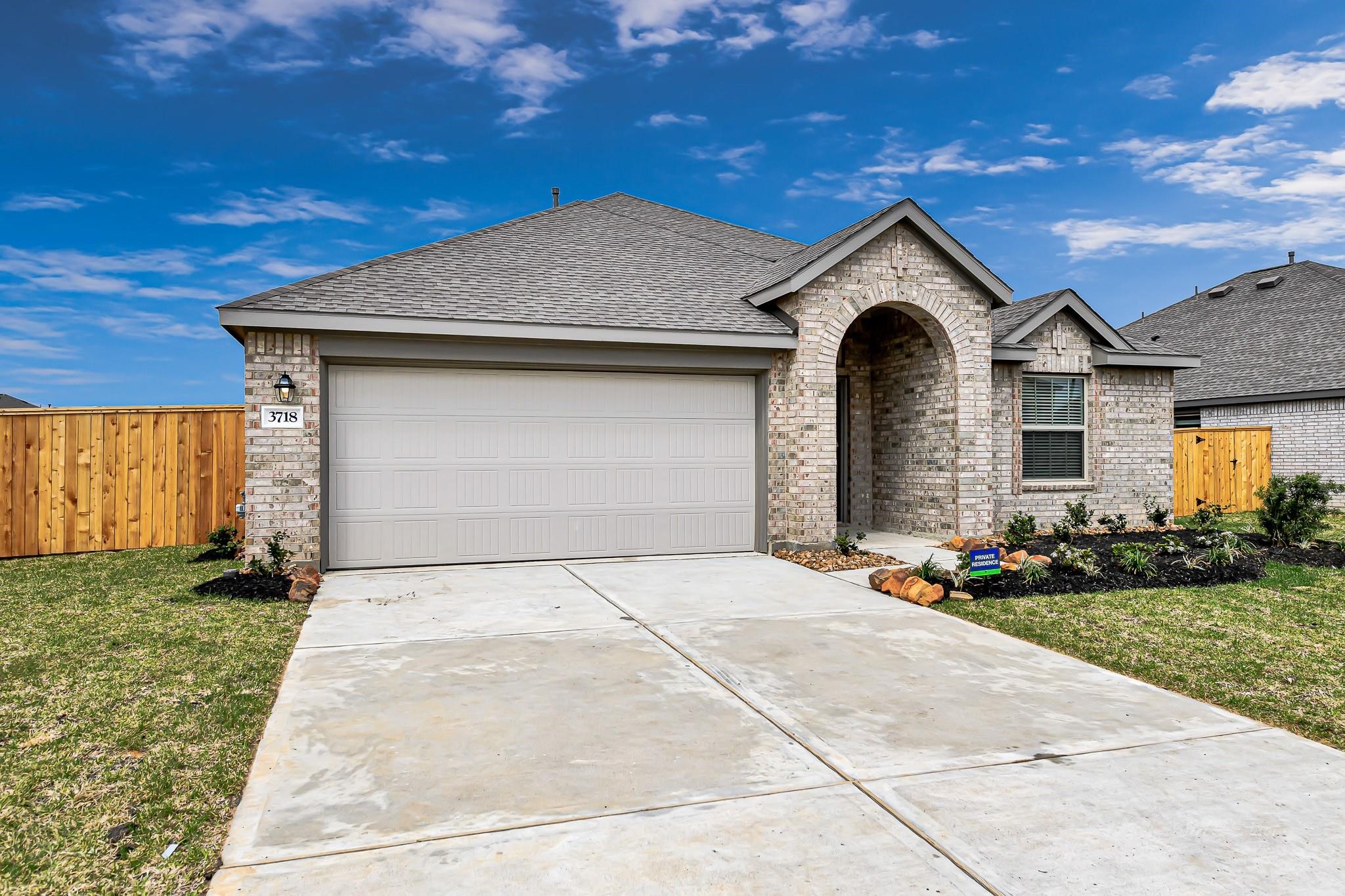 3718 Shadow Crst Lane Rosenberg, TX 77469 - Photo 3 of 23