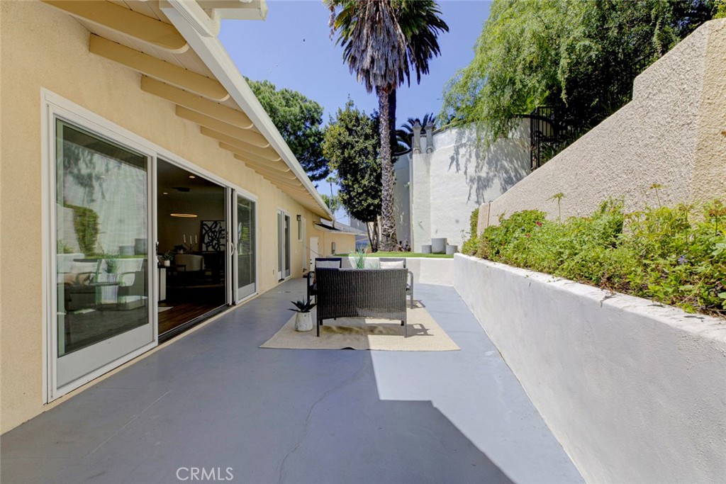 341 Cumberland Road Glendale, CA 91202 - Photo 6 of 34