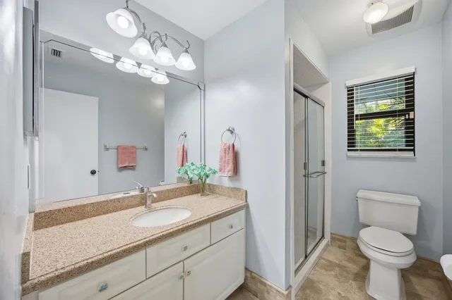 $625,000 | 1127 East Seminole Avenue, Unit 21C, Jupiter, FL 33477