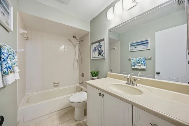 $625,000 | 1127 East Seminole Avenue, Unit 21C, Jupiter, FL 33477