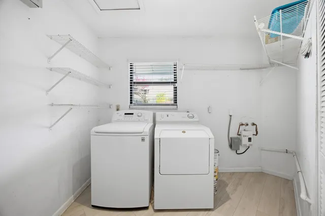 $625,000 | 1127 East Seminole Avenue, Unit 21C, Jupiter, FL 33477