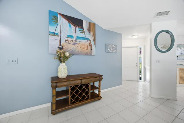 $625,000 | 1127 East Seminole Avenue, Unit 21C, Jupiter, FL 33477