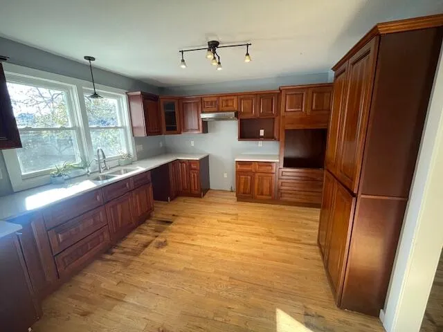 $180,000 | 2013 Taylor Avenue, Racine, WI 53403