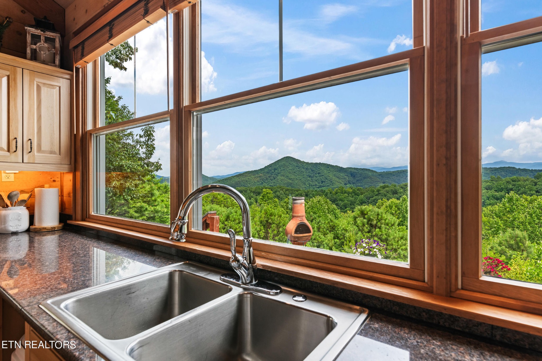2131 Sky Top Road Walland, TN 37886 - Photo 19 of 60 Gallery Image 19