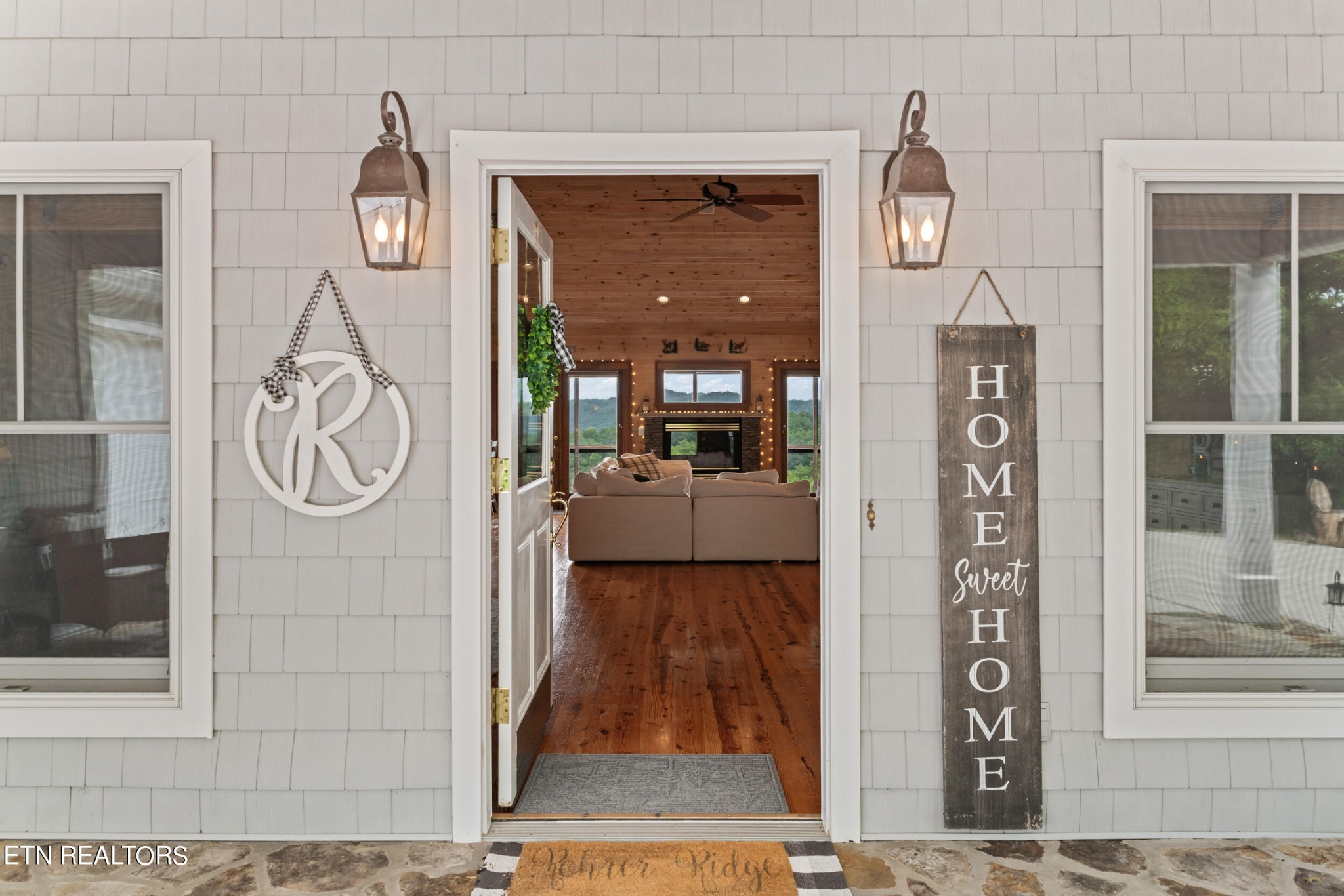 2131 Sky Top Road Walland, TN 37886 - Photo 6 of 60 Gallery Image 6
