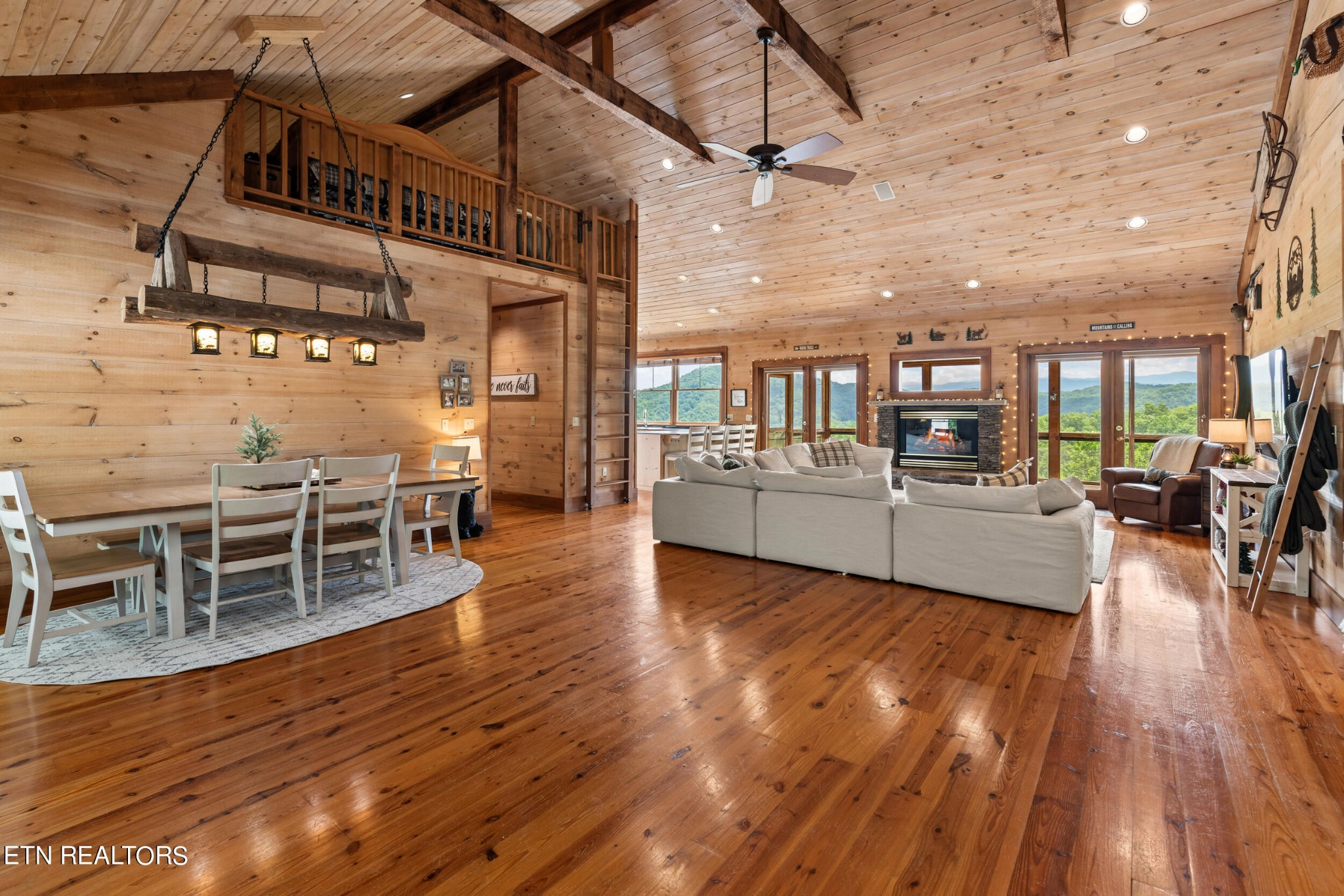 2131 Sky Top Road Walland, TN 37886 - Photo 7 of 60 Gallery Image 7