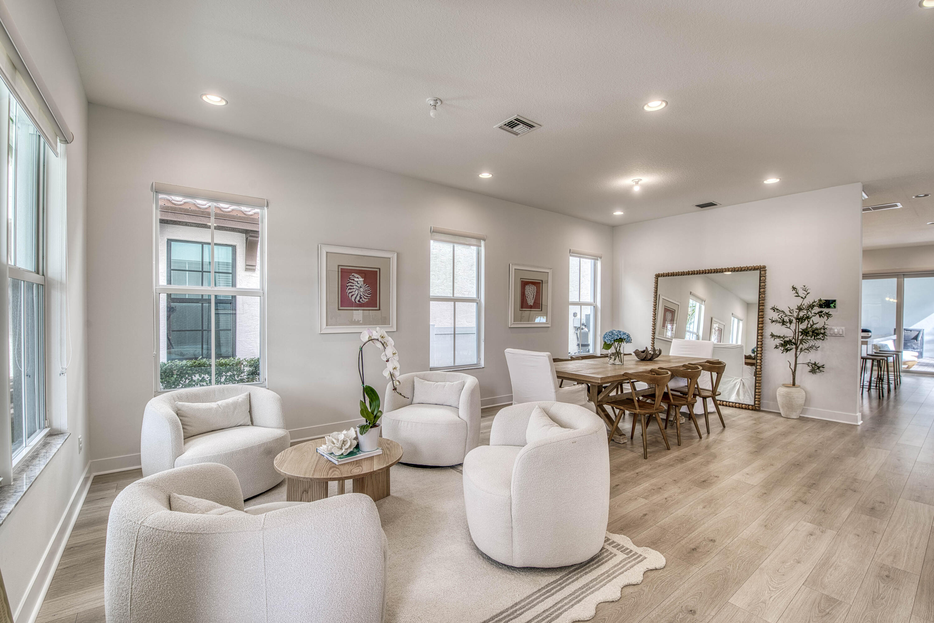 13104 Alton Road Palm Beach Gardens, FL 33418 - Photo 5 of 84 _IMG1337_HDR