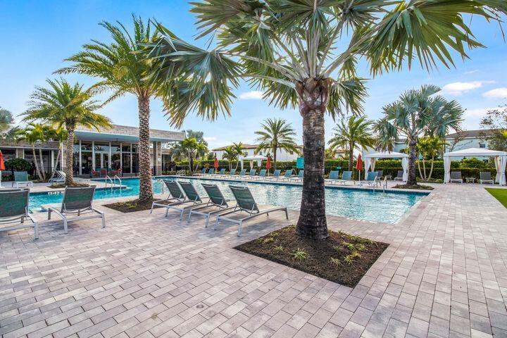 13104 Alton Road Palm Beach Gardens, FL 33418 - Photo 71 of 84 18
