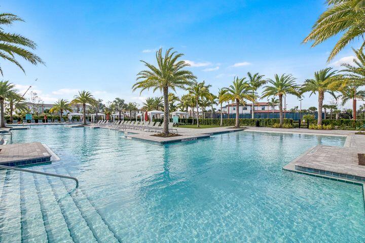 13104 Alton Road Palm Beach Gardens, FL 33418 - Photo 74 of 84 21