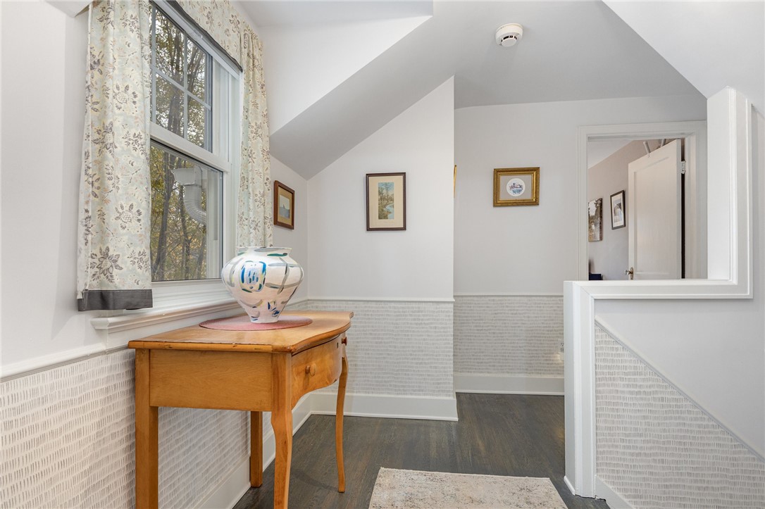 180 Elmore Road Brighton, NY 14618 - Photo 14 of 29