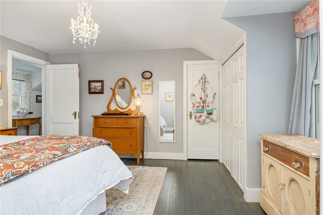 180 Elmore Road Brighton, NY 14618 - Photo 17 of 29