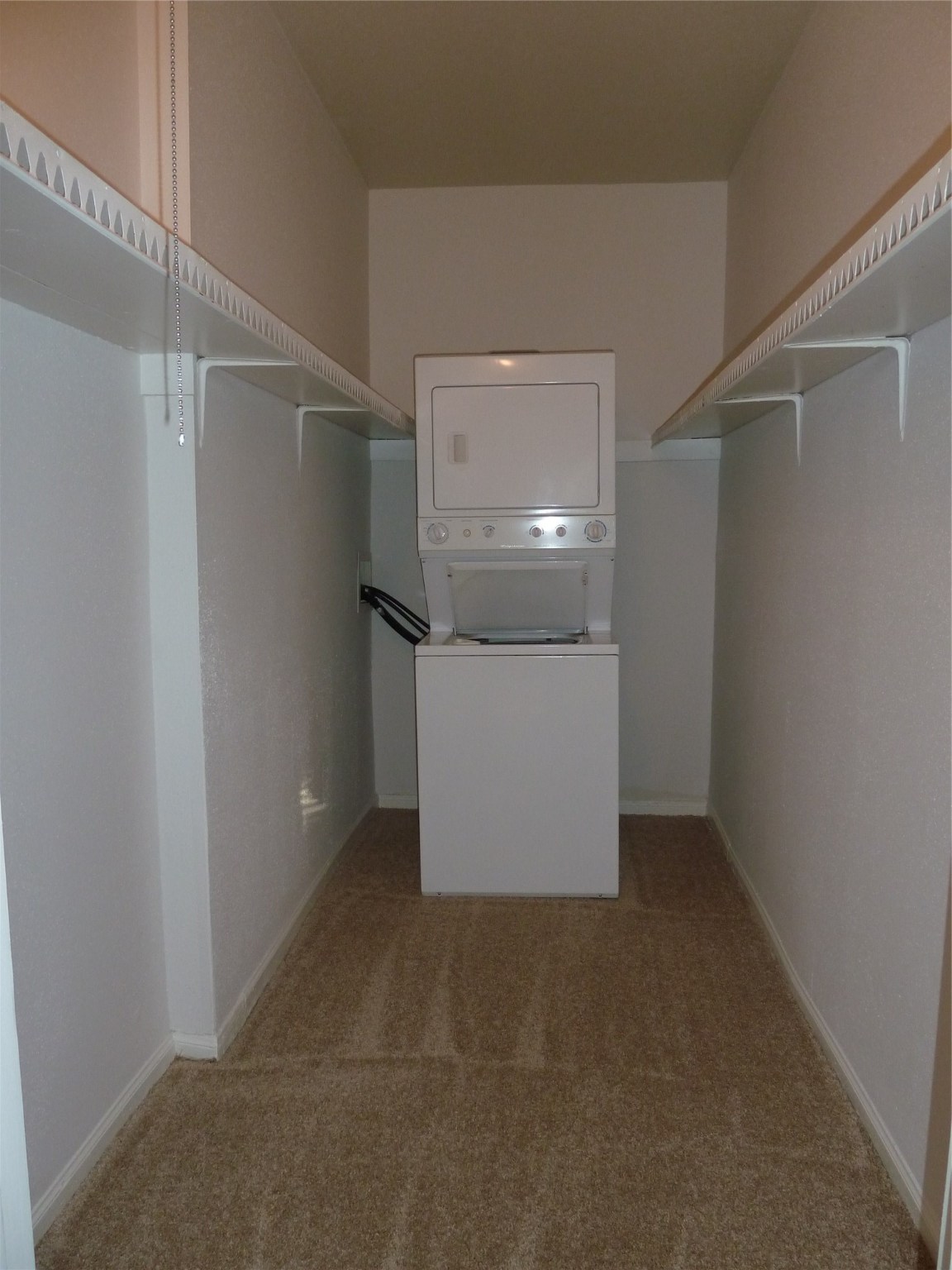 2100 Tanglewilde Street, Unit 573 Houston, TX 77063 - Photo 6 of 14 a view of an empty room