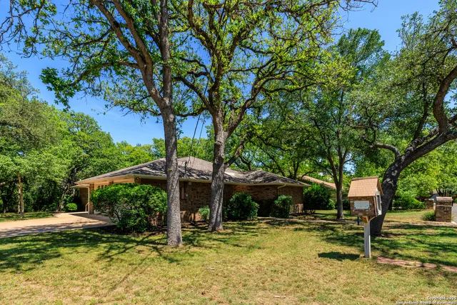 $450,000 | 126 Tanglewood Drive, Fredericksburg, TX 78624