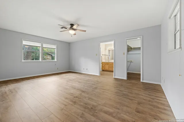 $450,000 | 126 Tanglewood Drive, Fredericksburg, TX 78624